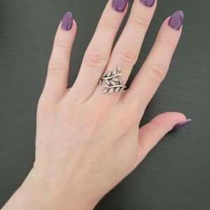 Pandora Sparkling Leaves Ring